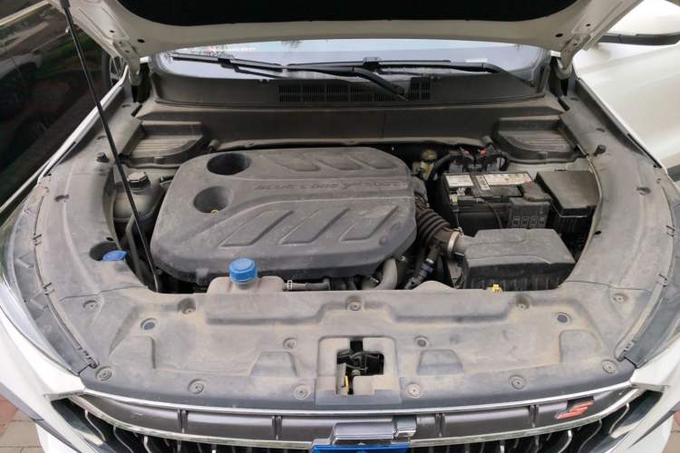 Used CHANGAN OSHAN X5 2023 Enjoy Edition 1.5T DCT Luxury Model Engine Bay