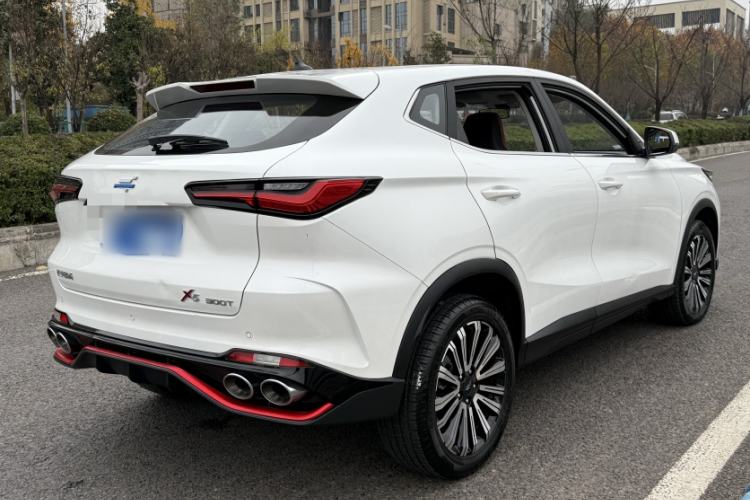 Used CHANGAN OSHAN X5 2023 Enjoy Edition 1.5T DCT Deluxe Model Exterior 4