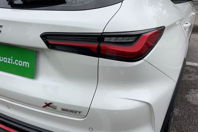 Used CHANGAN OSHAN X5 2023 Enjoy Edition 1.5T DCT Deluxe Model Exterior 4