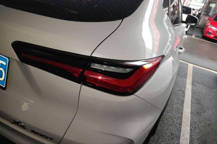 Used CHANGAN OSHAN X5 2023 Enjoy Edition 1.5T DCT Luxury Model Exterior 6