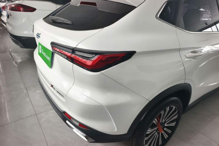 Used CHANGAN OSHAN X5 2023 Enjoy Edition 1.5T DCT Luxury Model Exterior 6