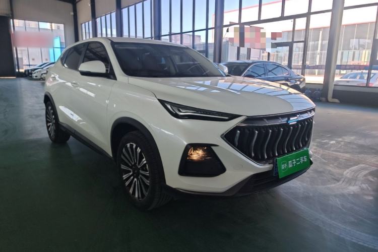 Used CHANGAN OSHAN X5 2023 Enjoy Edition 1.5T DCT Luxury Model Front Right 45 Deg