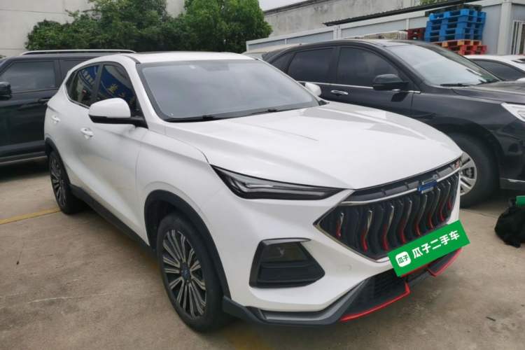 Used CHANGAN OSHAN X5 2023 Enjoy Edition 1.5T DCT Deluxe Model Front Right 45 Deg