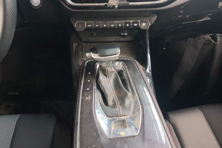 Used CHANGAN OSHAN X5 2023 Enjoy Edition 1.5T DCT Luxury Model Gear Lever