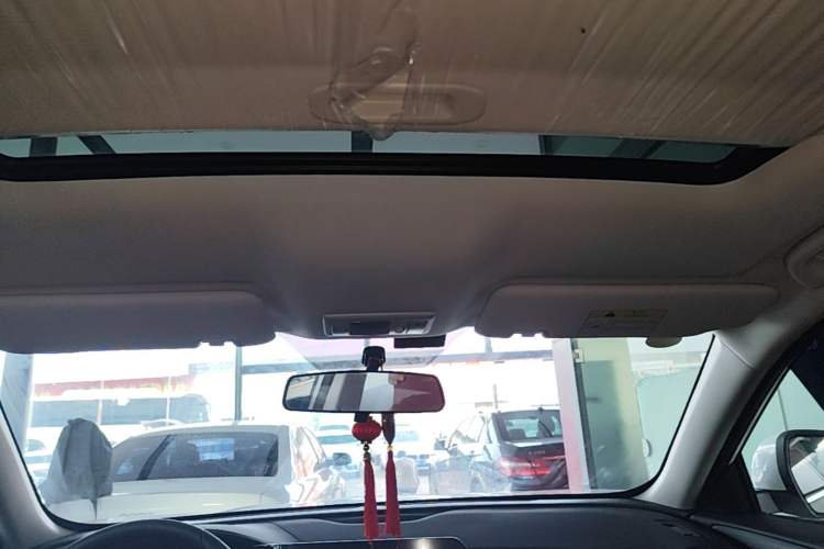Used CHANGAN OSHAN X5 2023 Enjoy Edition 1.5T DCT Luxury Model Headliner