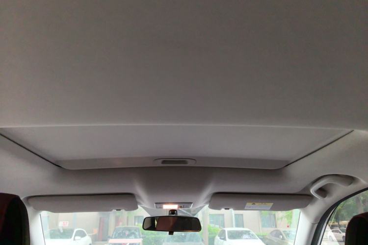 Used CHANGAN OSHAN X5 2023 Enjoy Edition 1.5T DCT Luxury Model Headliner