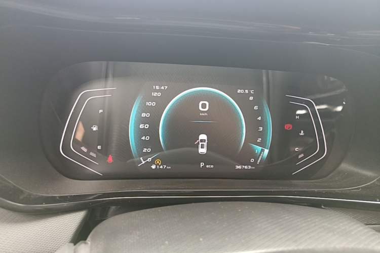 Used CHANGAN OSHAN X5 2023 Enjoy Edition 1.5T DCT Deluxe Model Instrument Cluster