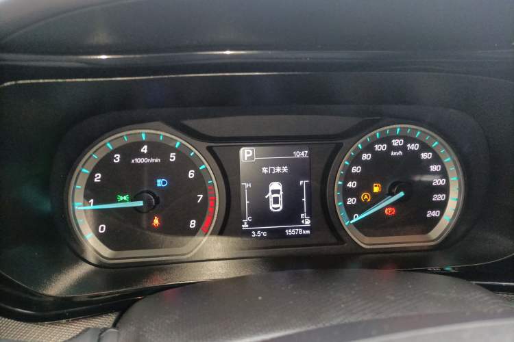Used CHANGAN OSHAN X5 2023 Enjoy Edition 1.5T DCT Luxury Model Instrument Cluster