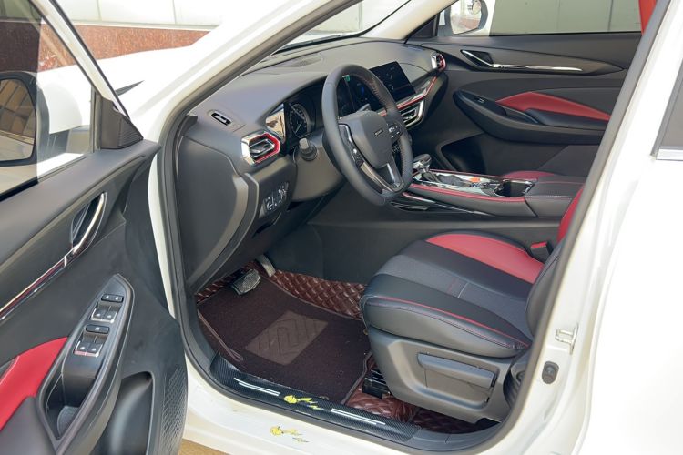Used CHANGAN OSHAN X5 2023 Enjoy Edition 1.5T DCT Luxury Model Interior 1