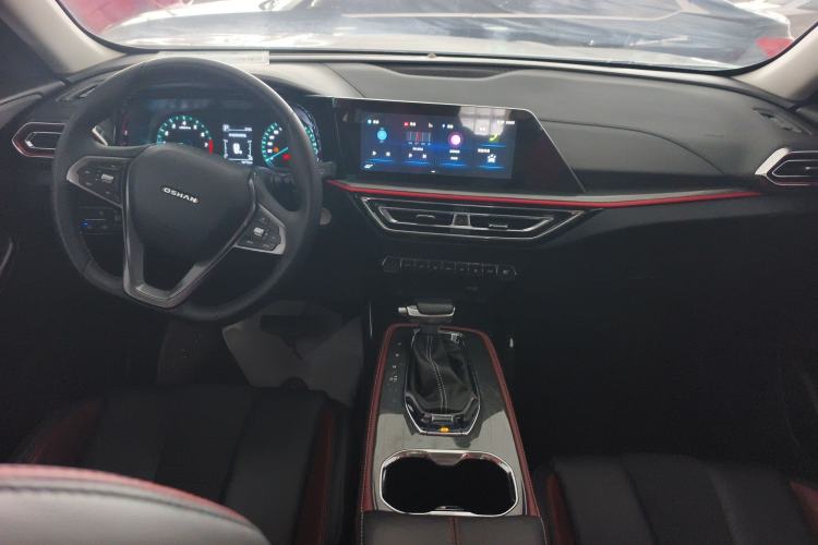 Used CHANGAN OSHAN X5 2023 Enjoy Edition 1.5T DCT Luxury Model Interior 2