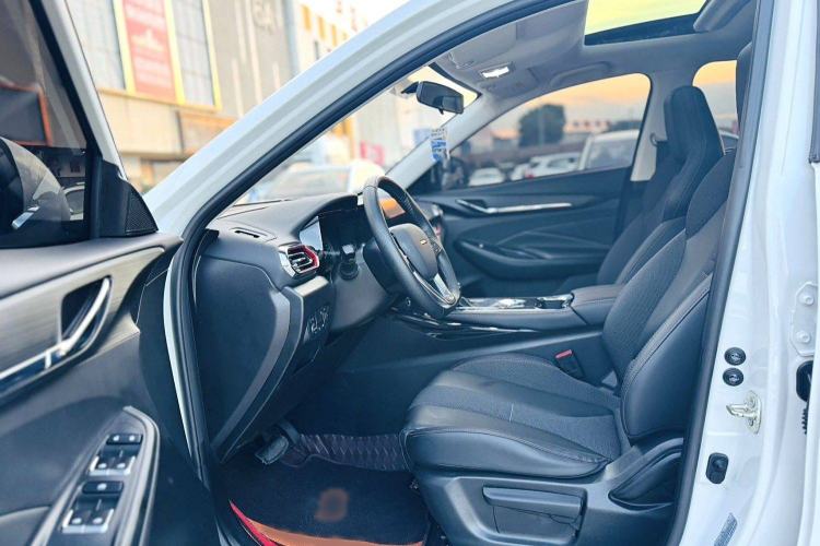 Used CHANGAN OSHAN X5 2023 Enjoy Edition 1.5T DCT Luxury Model Interior 2