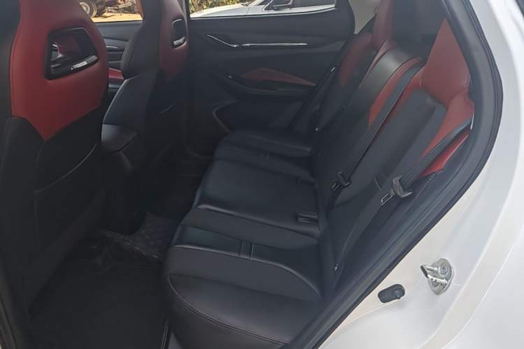 Used CHANGAN OSHAN X5 2023 Enjoy Edition 1.5T DCT Luxury Model Left Rear Seat
