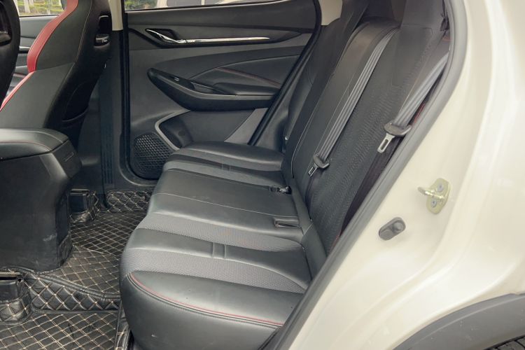 Used CHANGAN OSHAN X5 2023 Enjoy Edition 1.5T DCT Deluxe Model Left Rear Seat