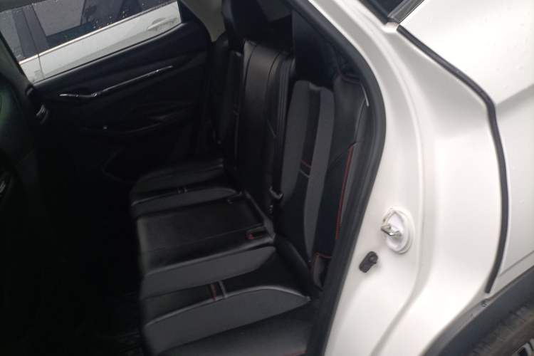 Used CHANGAN OSHAN X5 2023 Enjoy Edition 1.5T DCT Luxury Model Left Rear Seat