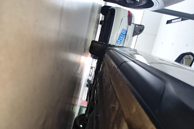 Used CHANGAN OSHAN X5 2023 Enjoy Edition 1.5T DCT Luxury Model Left Side Sill