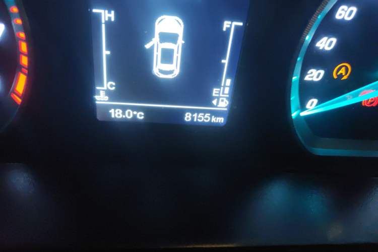 Used CHANGAN OSHAN X5 2023 Enjoy Edition 1.5T DCT Luxury Model Odometer Close Up