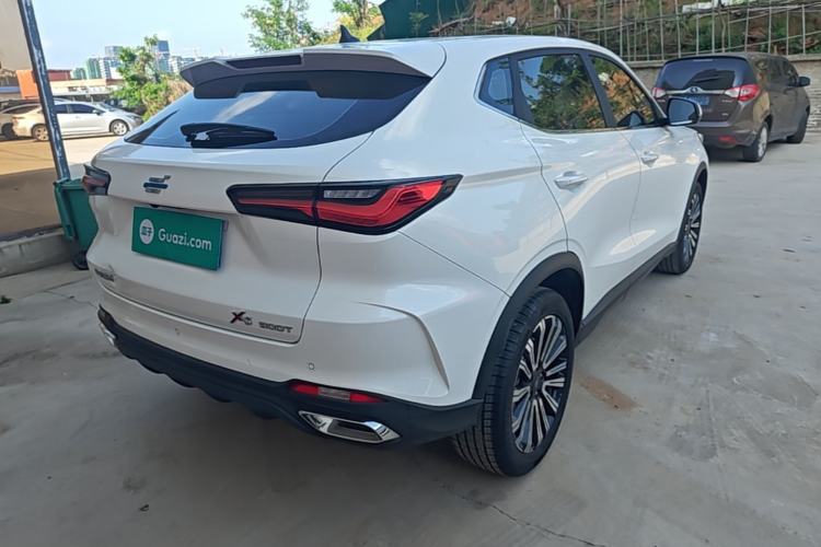 Used CHANGAN OSHAN X5 2023 Enjoy Edition 1.5T DCT Luxury Model Rear Right 45 Deg