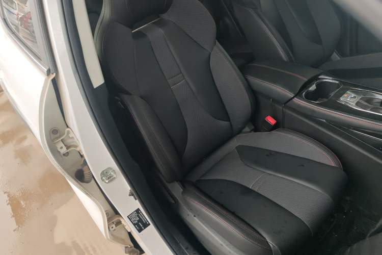 Used CHANGAN OSHAN X5 2023 Enjoy Edition 1.5T DCT Luxury Model Right Front Seat