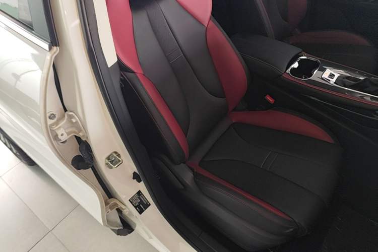 Used CHANGAN OSHAN X5 2023 Enjoy Edition 1.5T DCT Luxury Model Right Front Seat