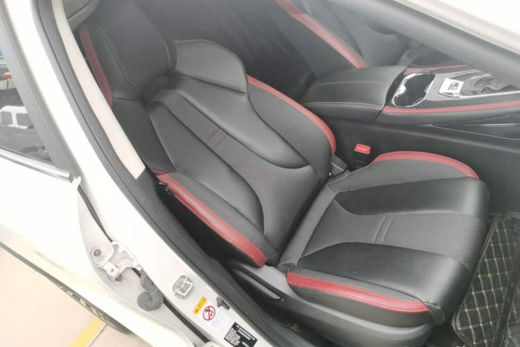 Used CHANGAN OSHAN X5 2023 Enjoy Edition 1.5T DCT Deluxe Model Right Front Seat