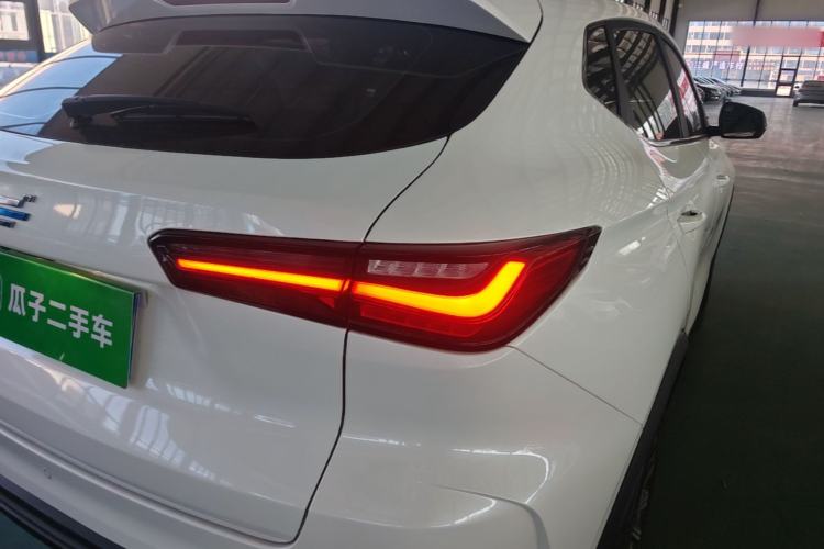 Used CHANGAN OSHAN X5 2023 Enjoy Edition 1.5T DCT Luxury Model Right Rear Taillight