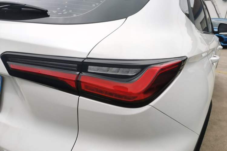 Used CHANGAN OSHAN X5 2023 Enjoy Edition 1.5T DCT Deluxe Model Right Rear Taillight