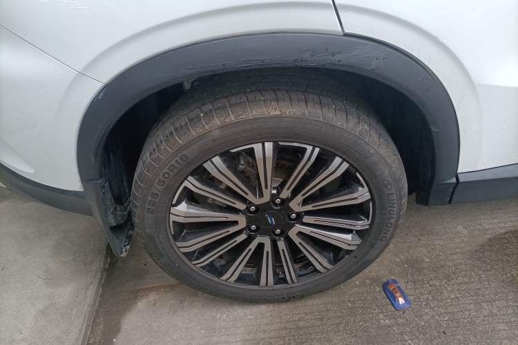 Used CHANGAN OSHAN X5 2023 Enjoy Edition 1.5T DCT Luxury Model Right Rear Wheel Hub