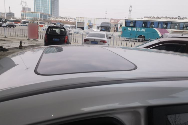 Used CHANGAN OSHAN X5 2023 Enjoy Edition 1.5T DCT Luxury Model Roof