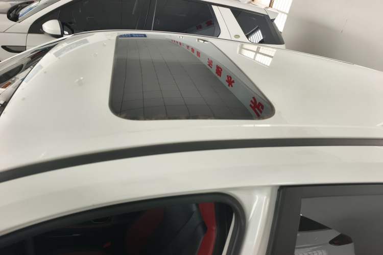 Used CHANGAN OSHAN X5 2023 Enjoy Edition 1.5T DCT Luxury Model Roof