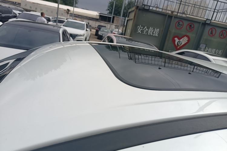 Used CHANGAN OSHAN X5 2023 Enjoy Edition 1.5T DCT Deluxe Model Roof