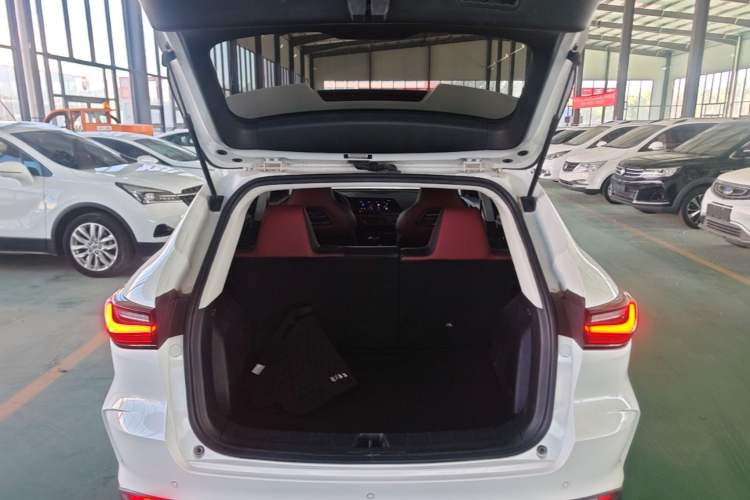 Used CHANGAN OSHAN X5 2023 Enjoy Edition 1.5T DCT Luxury Model Trunk