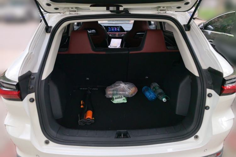 Used CHANGAN OSHAN X5 2023 Enjoy Edition 1.5T DCT Luxury Model Trunk