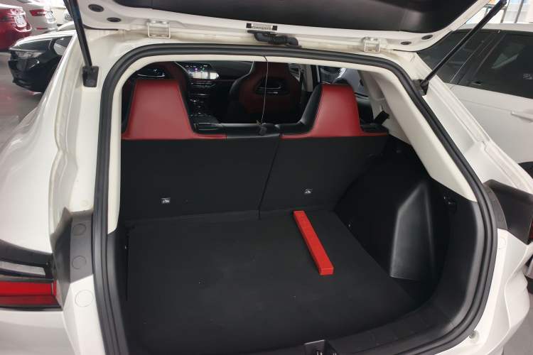 Used CHANGAN OSHAN X5 2023 Enjoy Edition 1.5T DCT Luxury Model Trunk