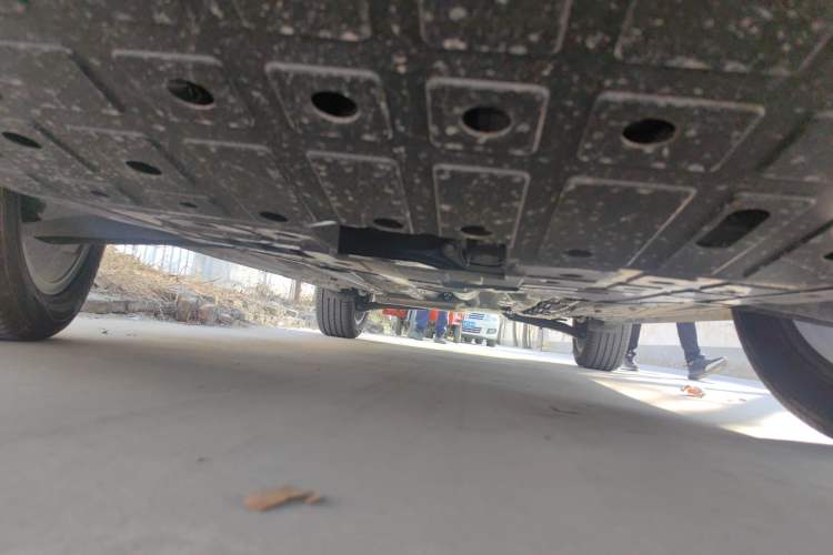 Used CHANGAN OSHAN X5 PLUS 2023 1.5T DCT Excellence Edition Chassis Front