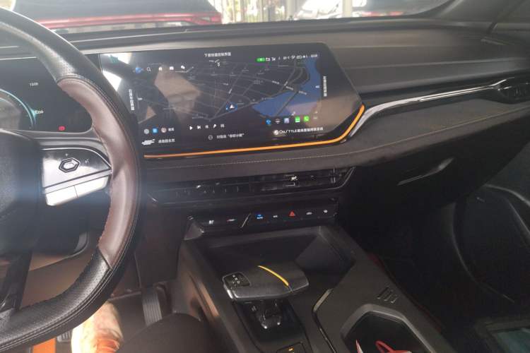 Used CHANGAN OSHAN X5 PLUS 2023 Revised 1.5T DCT Excellence Edition Audio And AC Panel