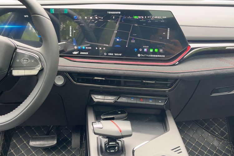 Used CHANGAN OSHAN X5 PLUS 2023 1.5T DCT Navigation Edition Audio And AC Panel