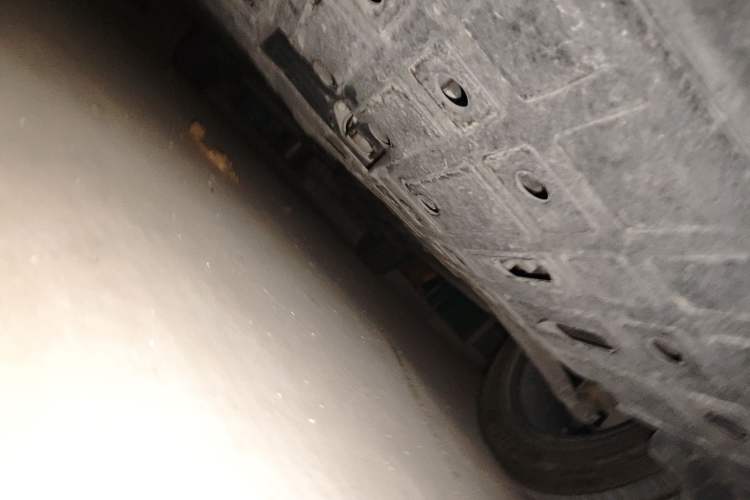 Used CHANGAN OSHAN X5 PLUS 2023 1.5T DCT Excellence Edition Chassis Front