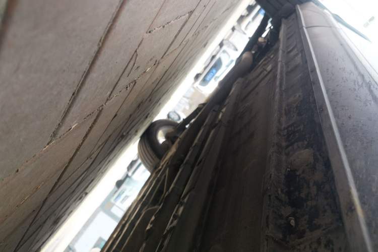 Used CHANGAN OSHAN X5 PLUS 2023 1.5T DCT Navigation Edition Chassis Front Right
