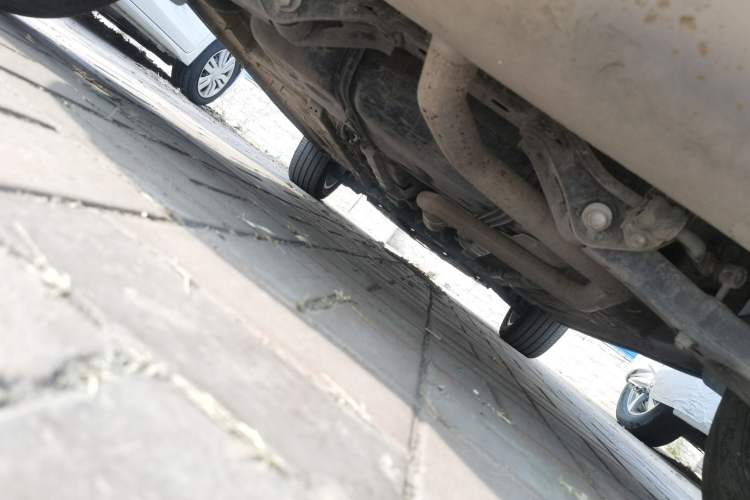 Used CHANGAN OSHAN X5 PLUS 2023 1.5T DCT Navigation Edition Chassis Rear