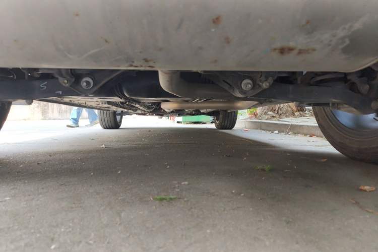 Used CHANGAN OSHAN X5 PLUS 2023 Revised 1.5T DCT Excellence Edition Chassis Rear