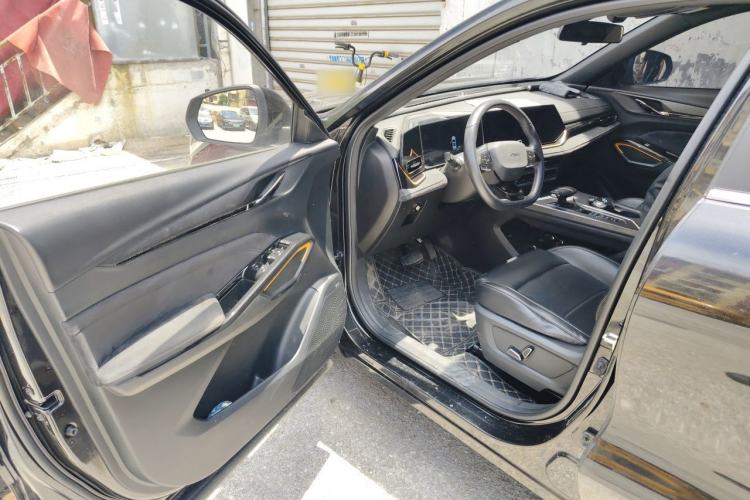 Used CHANGAN OSHAN X5 PLUS 2023 1.5T DCT Smart & Fun AI Edition Driver Seat