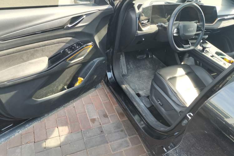 Used CHANGAN OSHAN X5 PLUS 2023 1.5T DCT Excellence Edition Driver Seat