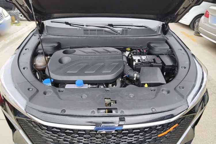 Used CHANGAN OSHAN X5 PLUS 2023 Revised 1.5T DCT Pioneer Edition Engine Bay