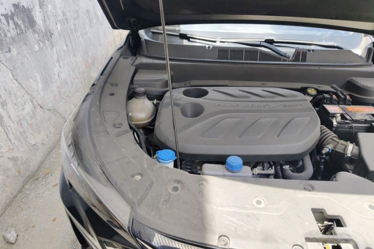 Used CHANGAN OSHAN X5 PLUS 2023 1.5T DCT Smart & Fun AI Edition Engine Bay Right
