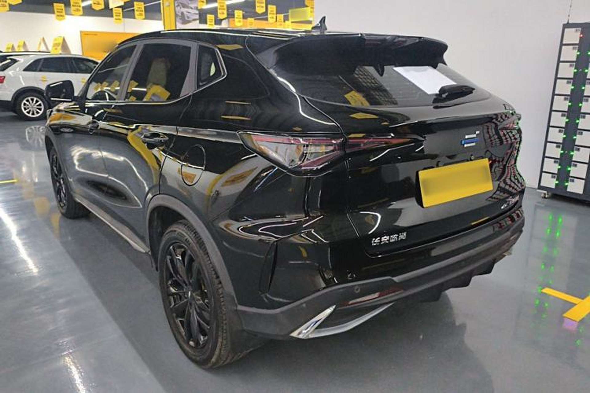 Used CHANGAN OSHAN X5 PLUS 2023 1.5T DCT Excellence Edition Exterior 2