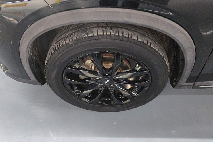 Used CHANGAN OSHAN X5 PLUS 2023 1.5T DCT Excellence Edition Exterior 4