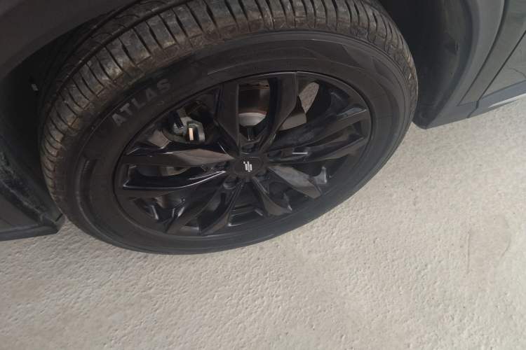 Used CHANGAN OSHAN X5 PLUS 2023 Revised 1.5T DCT Excellence Edition Exterior 7