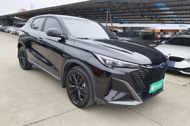 Used CHANGAN OSHAN X5 PLUS 2023 Revised 1.5T DCT Pioneer Edition Front Right 45 Deg