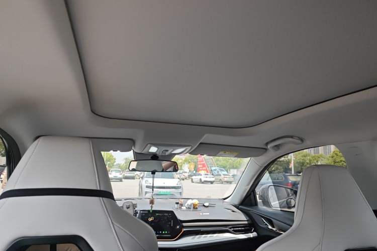 Used CHANGAN OSHAN X5 PLUS 2023 1.5T DCT Excellence Edition Headliner