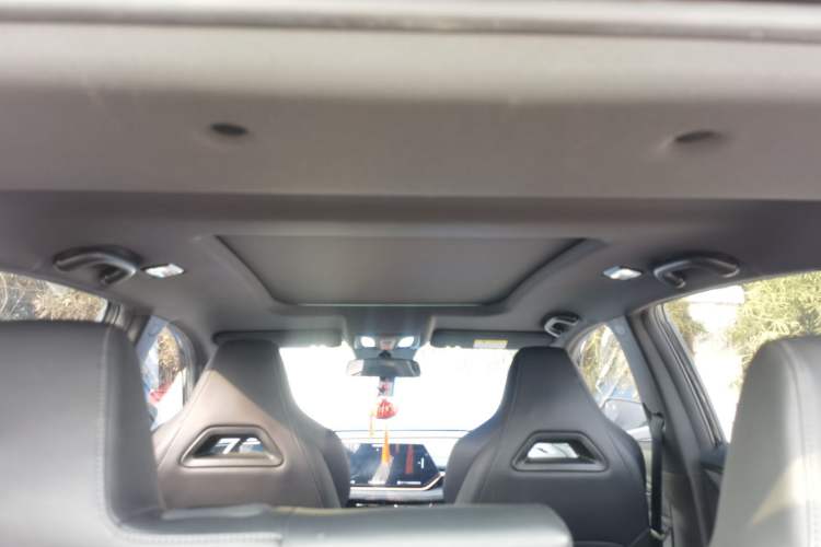 Used CHANGAN OSHAN X5 PLUS 2023 1.5T DCT Navigation Edition Headliner